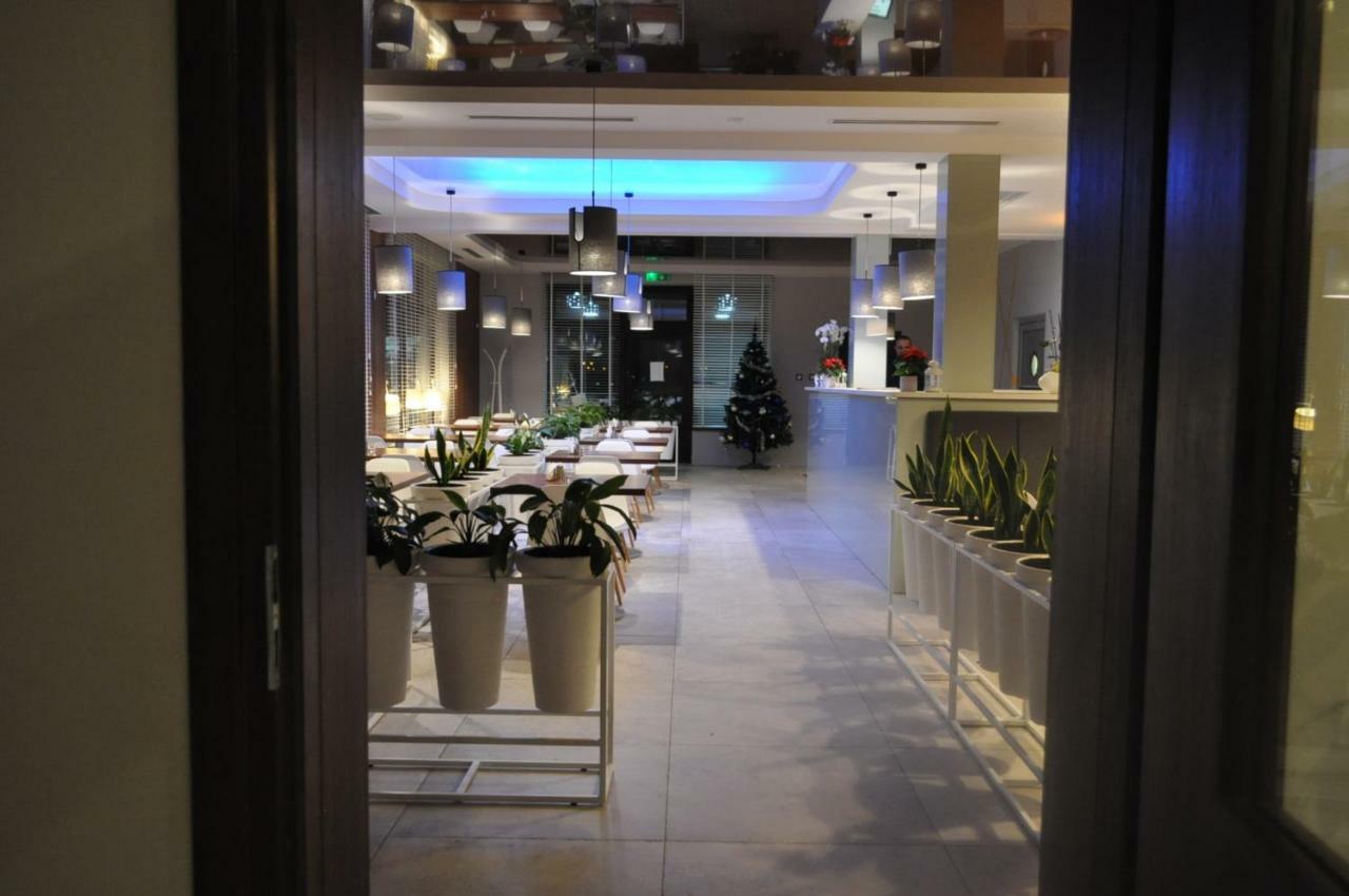 Hotel Pauza Радзынь-Подляский Экстерьер фото